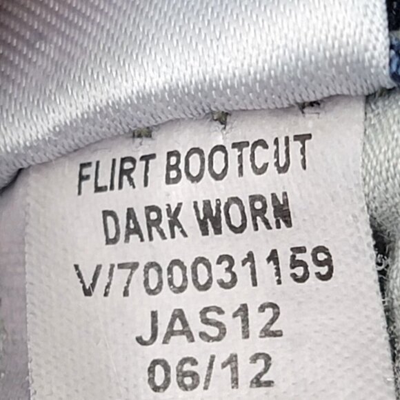 Old Navy Jeans Womens Size 8 Short Blue Denim The Flirt Bootcut Dark Worn Wash - Picture 3 of 10